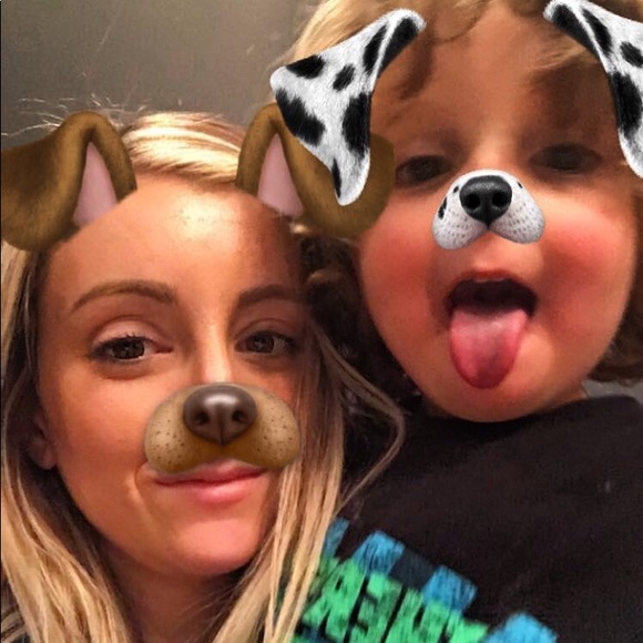 Meet your posher! - Picture 1 of 2